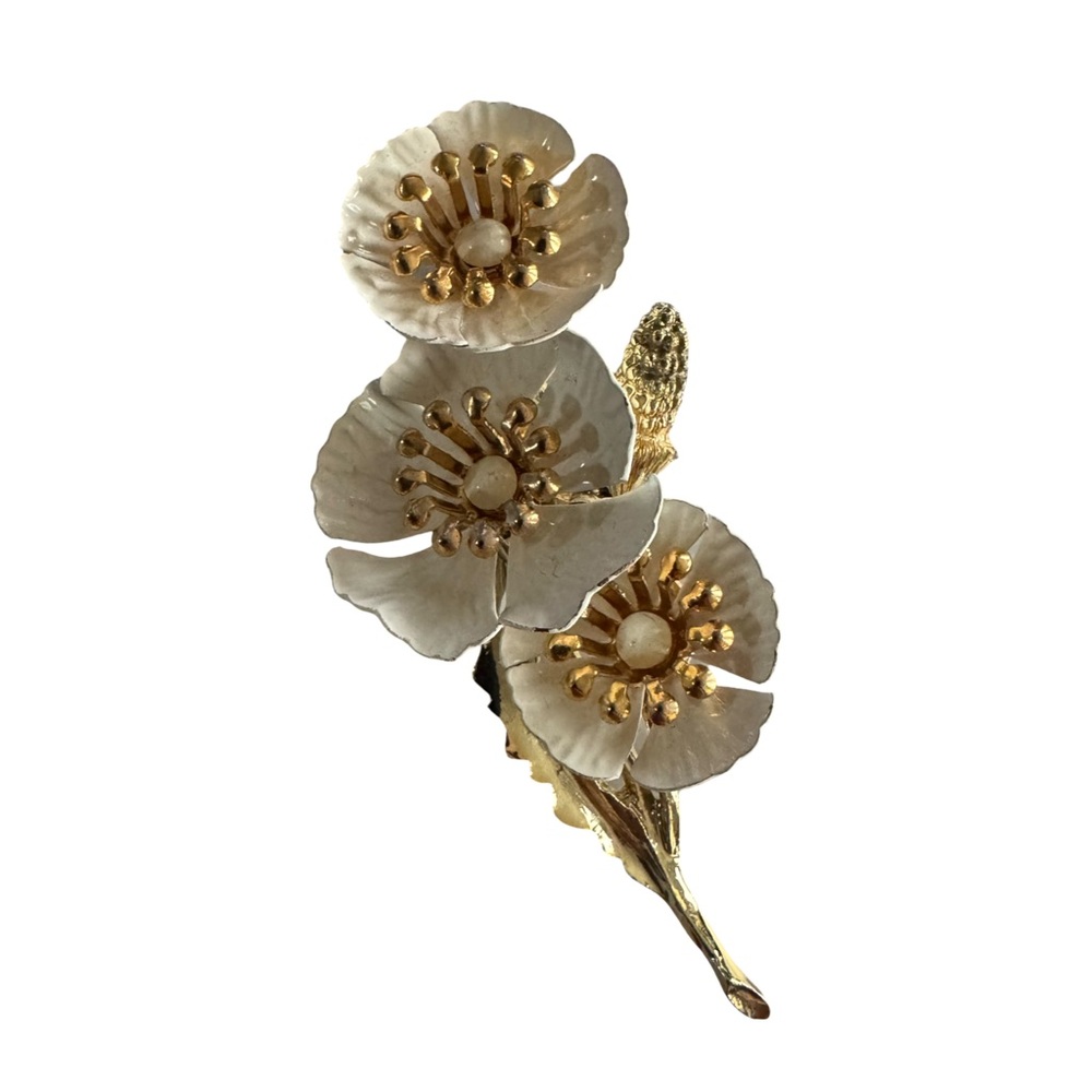 VINTAGE STATEMENT BROOCH